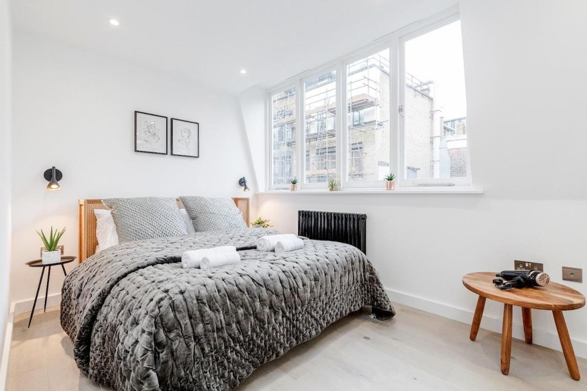 Stunning 2 Bedroom In Liverpool Street Appartement Londen